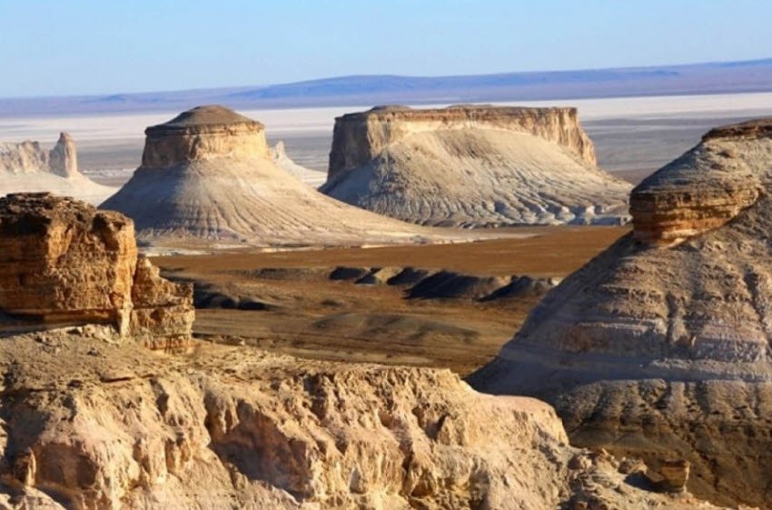 Bozzhira Canyon, Ustyurt Plateau, Mangystau, Kazakhstan